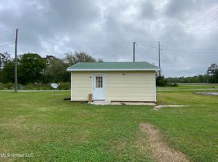 5300 Highway 90, Bay Saint Louis, MS 39520