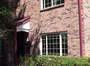 4048 Knoll Top Ct, Carmichael, CA 95608