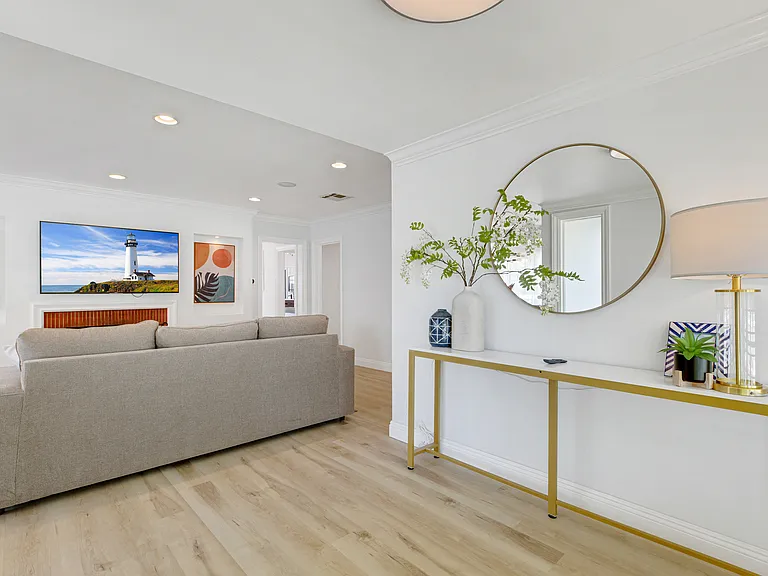 4901 Ethel Ave — Photo 32