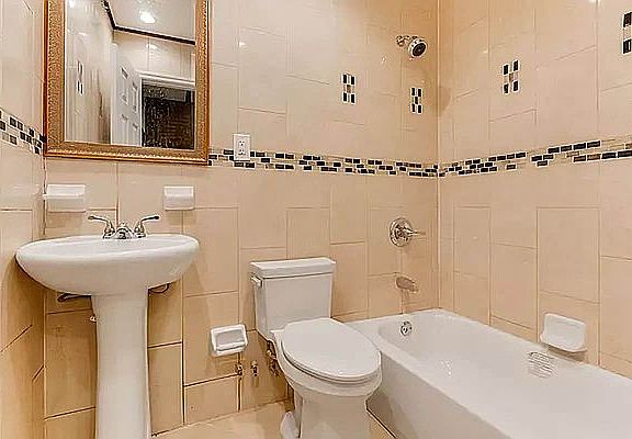 5th image of 802 Mac Donough St #1A