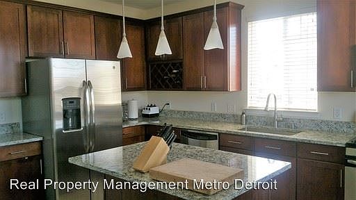 4th image of 40488 Glen Eagle Ln #75