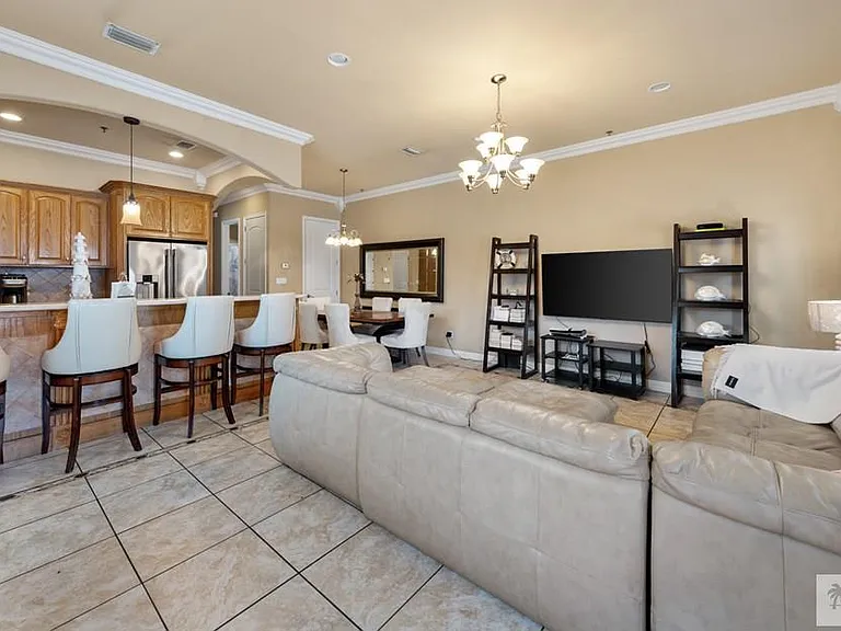 102 W Aries Dr #A — Photo 4