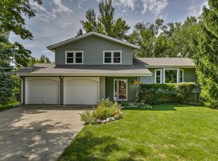 7721 Bedford Ave, Omaha, NE 68134