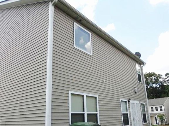 2nd image of 3330 Tiara Cir SW