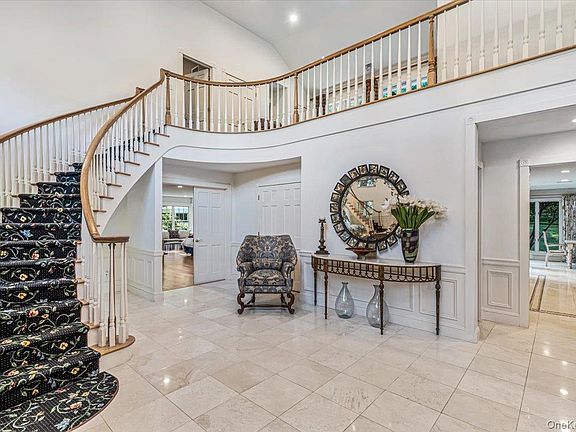 4th image of 11 Wenwood Drive