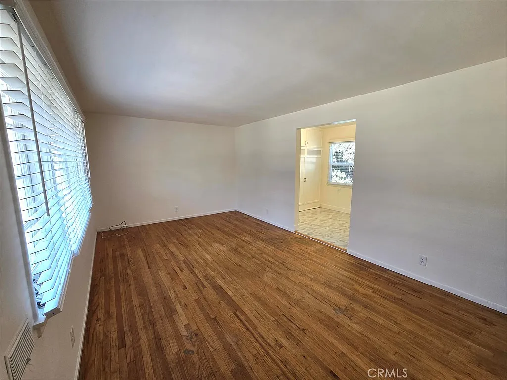 Building Photo - 119 W Lomita Ave #2