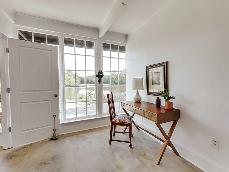 190 Lakewood Dr — Photo 18