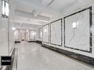 140 W 55th St APT 1D, New York, NY 10019