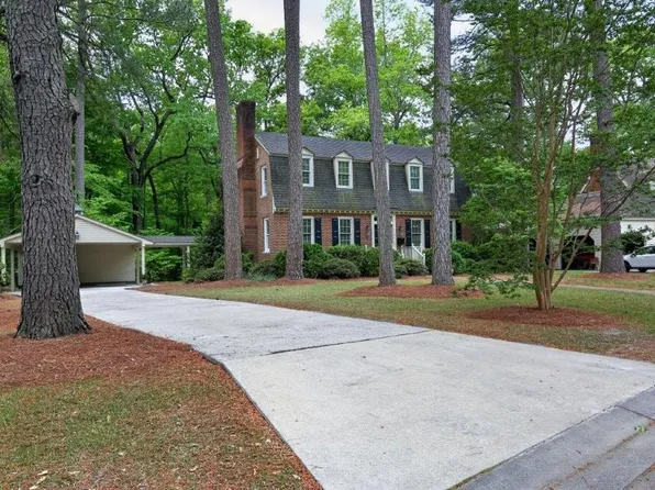 1103 Pine Valley Dr, Suffolk, VA 23434