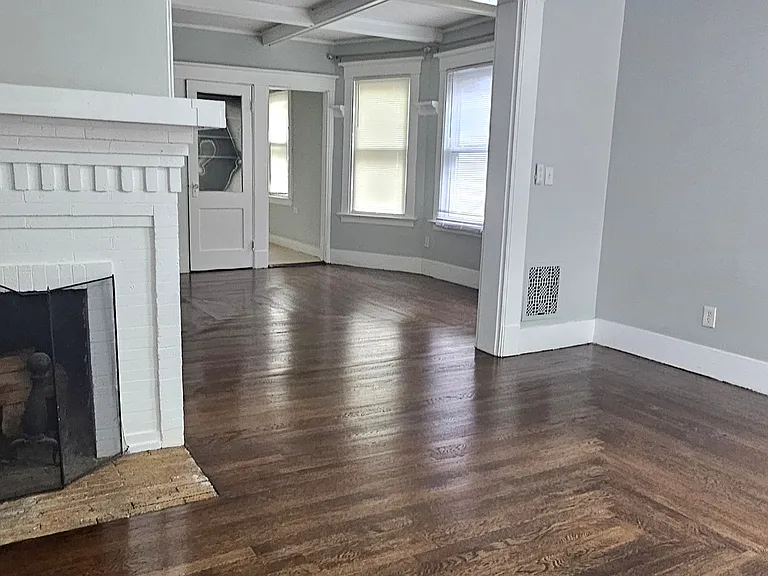 379 Norton St #B — Photo 3