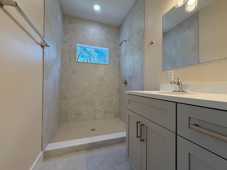 4409 NW 31st Ave — Photo 20