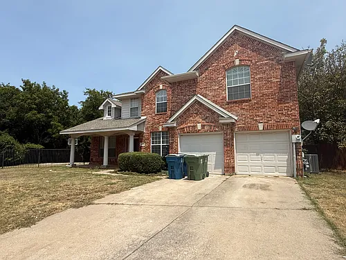 1313 Baythorne Dr Photo 1