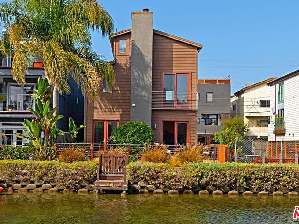 1st image of 419 Carroll Canal