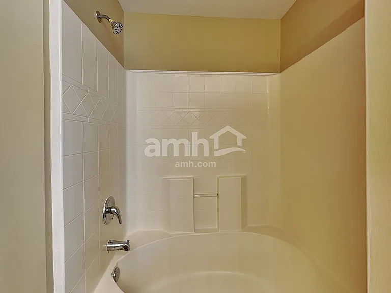 1120 Rutledge Landing Dr — Photo 14