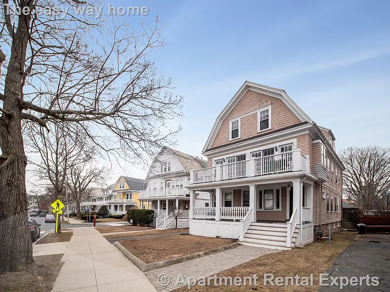 60 Powder House Blvd — Photo 25