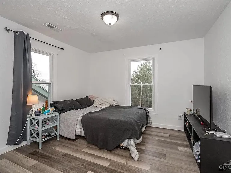 509 Franklin St — Photo 13
