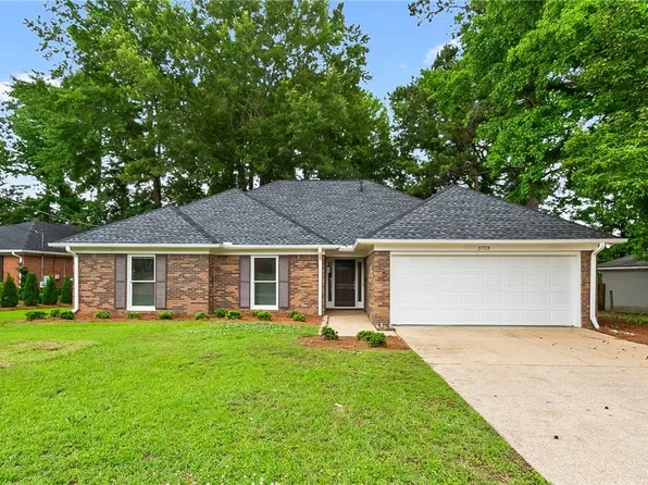 3705 Dearing Downs Dr, Tuscaloosa, AL 35405