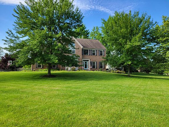 4th image of 5021 Silvermine Ct