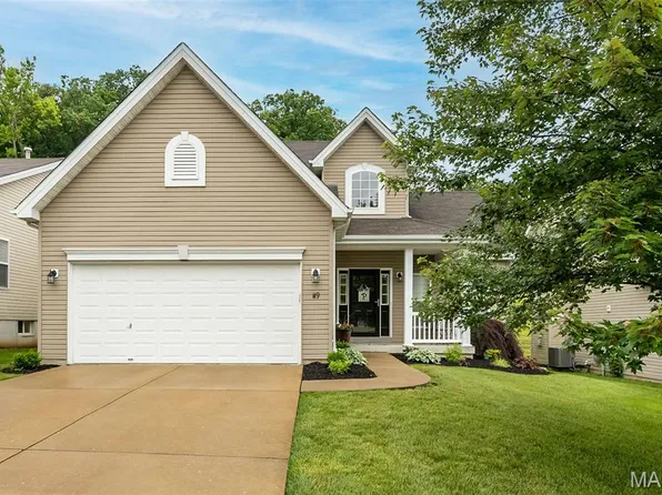 1119 Maywood Dr, Eureka, MO 63025