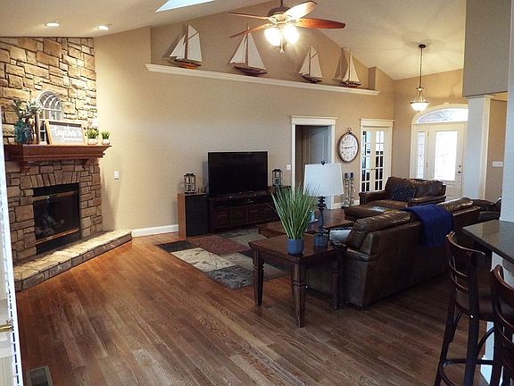 4th image of 289 Park Trace Dr