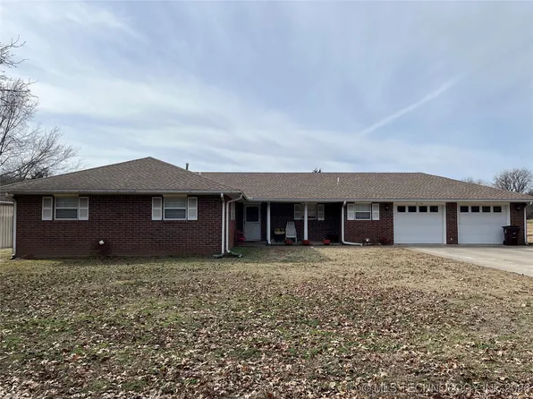 710 S 5th St, Eufaula, OK 74432