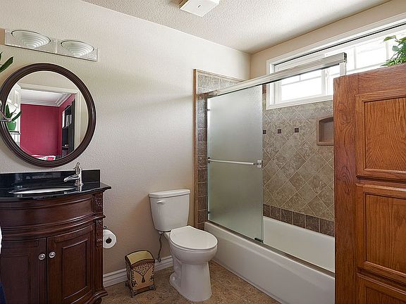 Bedroom Private Bath