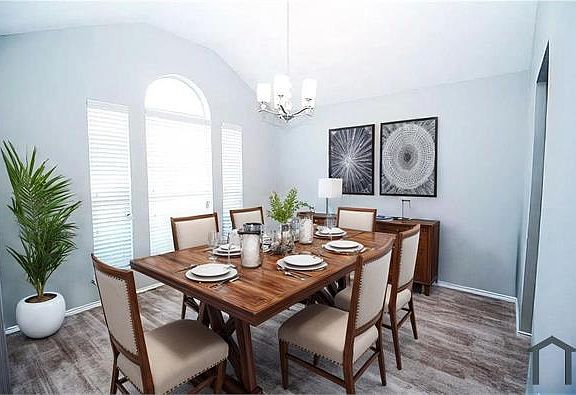 3rd image of 4926 Brazoswood Cir