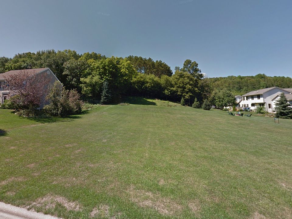 1st image of 2155 Hillebrand Dr