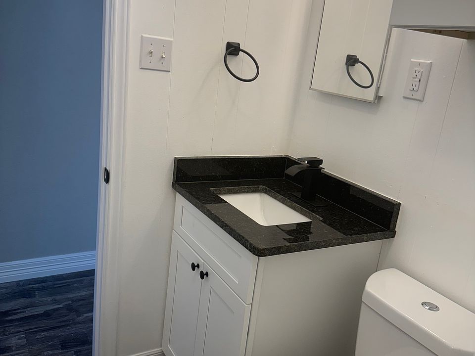 1st image of 1305 Marlborough Dr #1