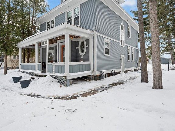 2nd image of 2015 Woodland Ave