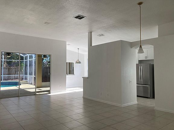 3rd image of 262 Hanging Moss Cir