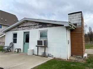 760 Happy Valley Rd, Parkersburg, WV 26104