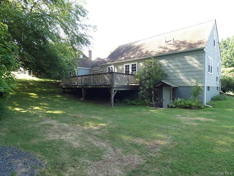 Listing photo 5
