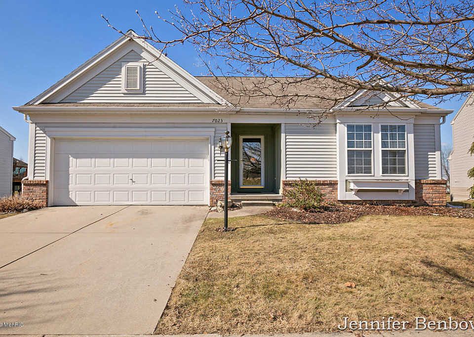 1st image of 7023 Dale Hollow Dr SE