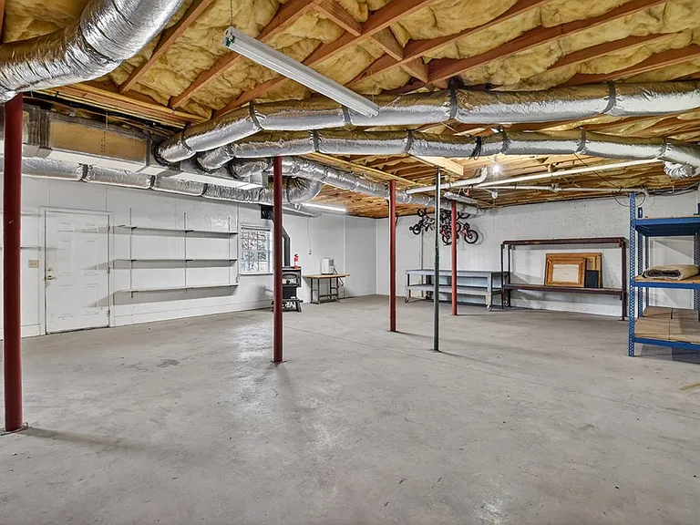 863 Woodland Dr — Photo 29