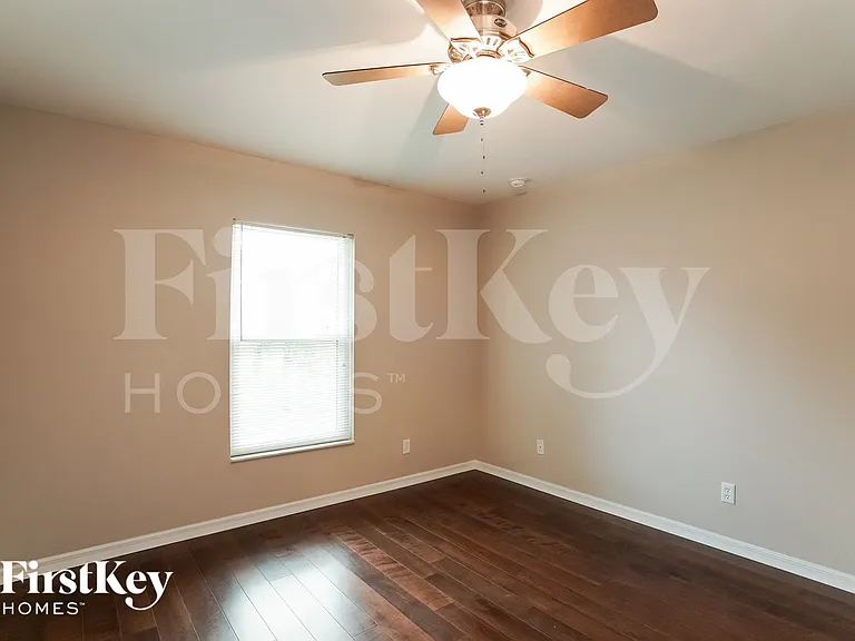 18521 Olive Rd — Photo 11