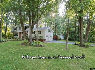 21 Pinewood Rd, Guilderland, NY 12084