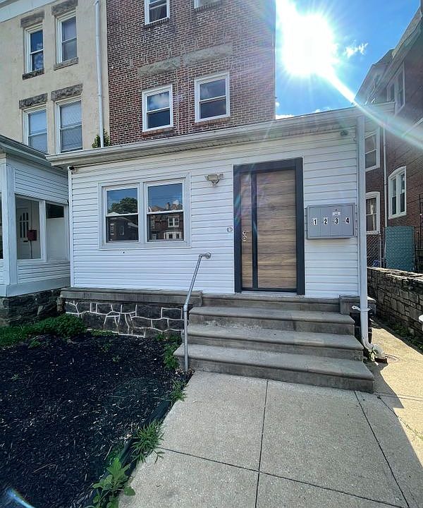 1st image of 820 Wynnewood Rd Unit 1A