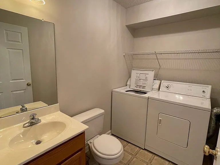 2415 Avonlea Ln — Photo 11
