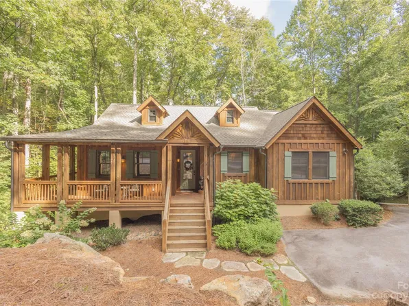 220 Boulder Creek Ln, Tuckasegee, NC 28783