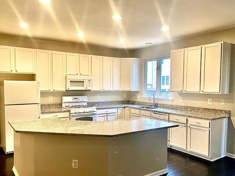 4119 Brookgreen Dr — Photo 6
