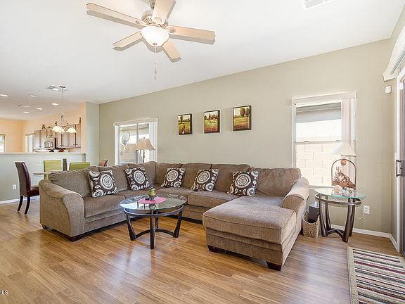 3rd image of 11658 E Primrose Ln