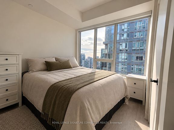 4th image of 15 Mercer St #3403