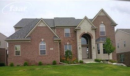 1st image of 8390 N Oaks Ct