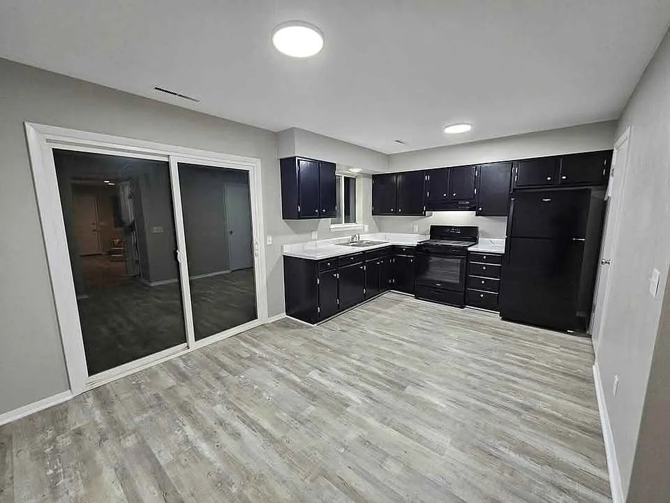 703 Audubon Dr