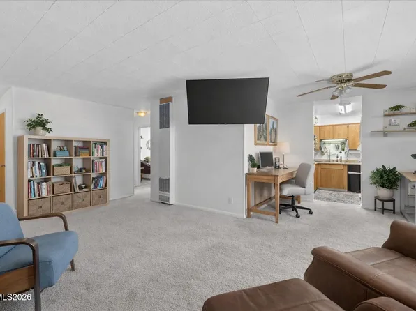 1945 4th St APT 3, Sparks, NV 89431