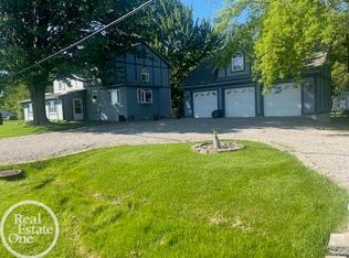 9134 Dixie Hwy, Ira, MI 48023