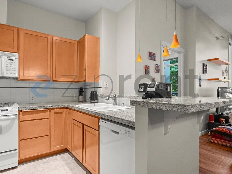 2801 1st Ave #114 — Photo 11