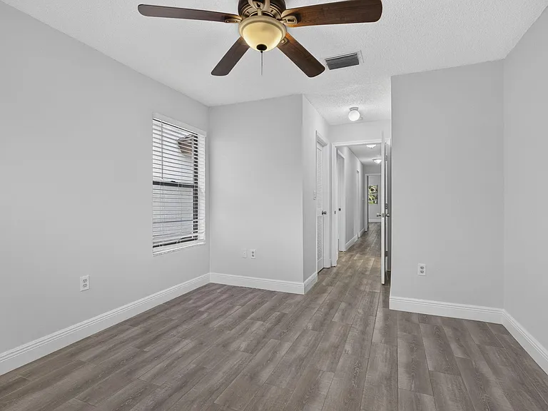 12708 Shoreline Dr #F — Photo 17