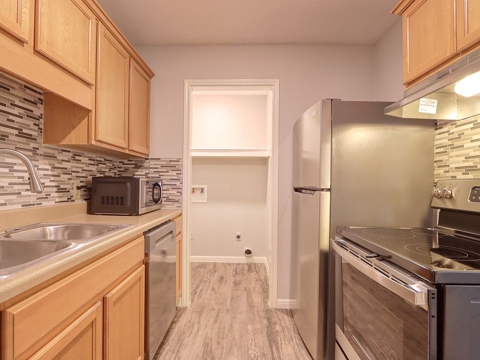 1st image of 2221 Bowie Dr APT 15